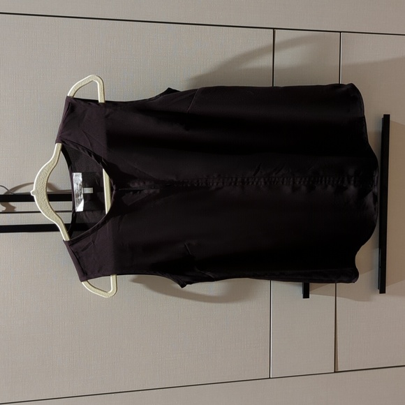 Banana Republic Dark Purple Sleeveless Blouse - Picture 1 of 4